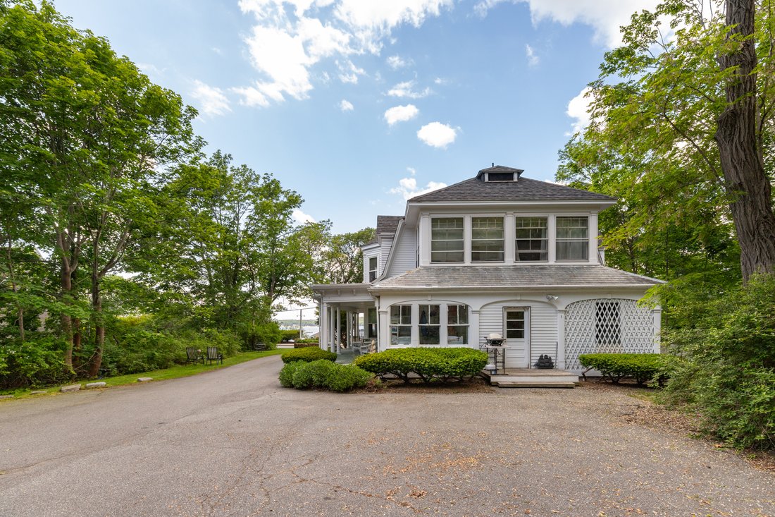 House in Gloucester, Massachusetts, United States 3 - 17644633