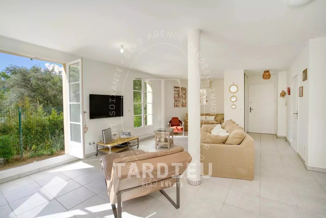 Apartment in Grimaud, Provence-Alpes-Côte d'Azur, France 1 - 17469599