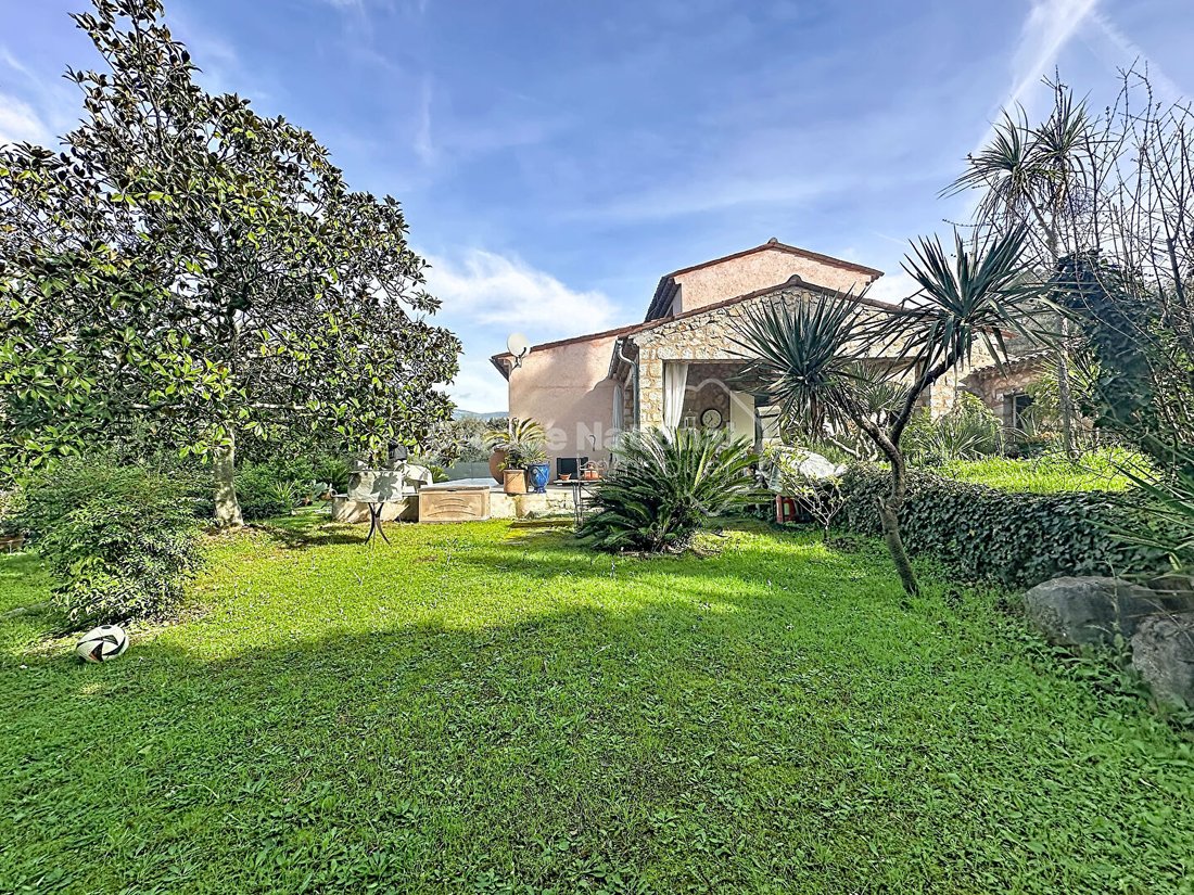 Villa in Auribeau-sur-Siagne, Provence-Alpes-Côte d'Azur, France 4 - 17657791