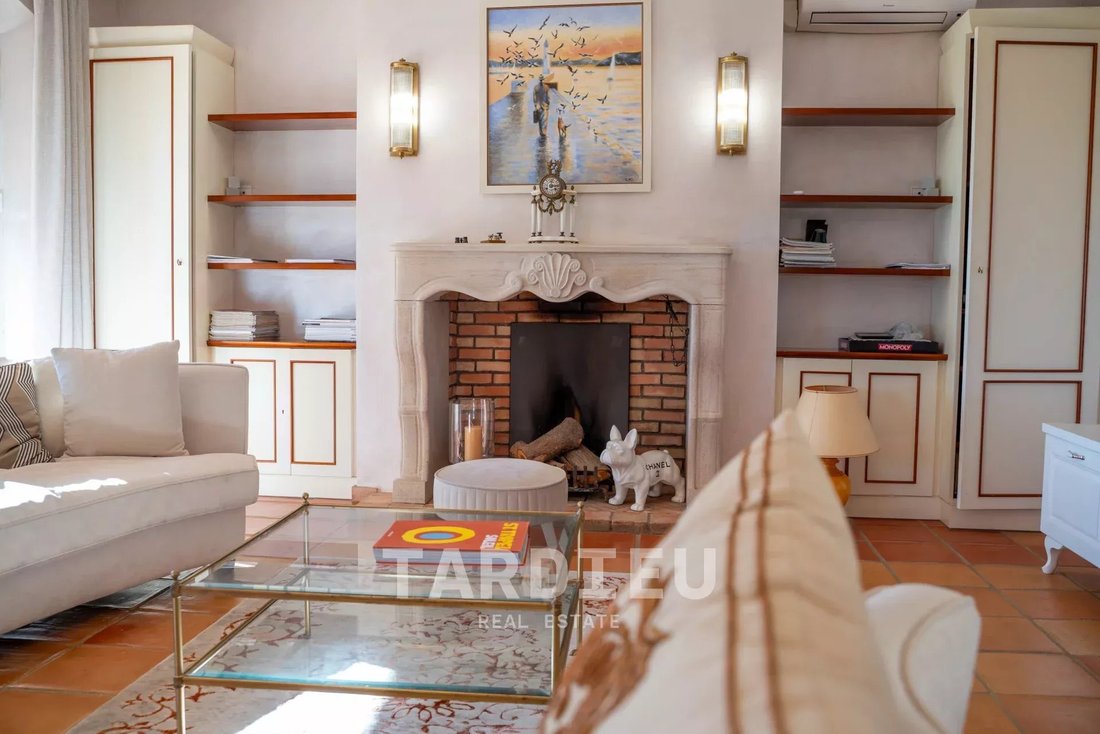 House in Grimaud, Provence-Alpes-Côte d'Azur, France 5 - 16745839