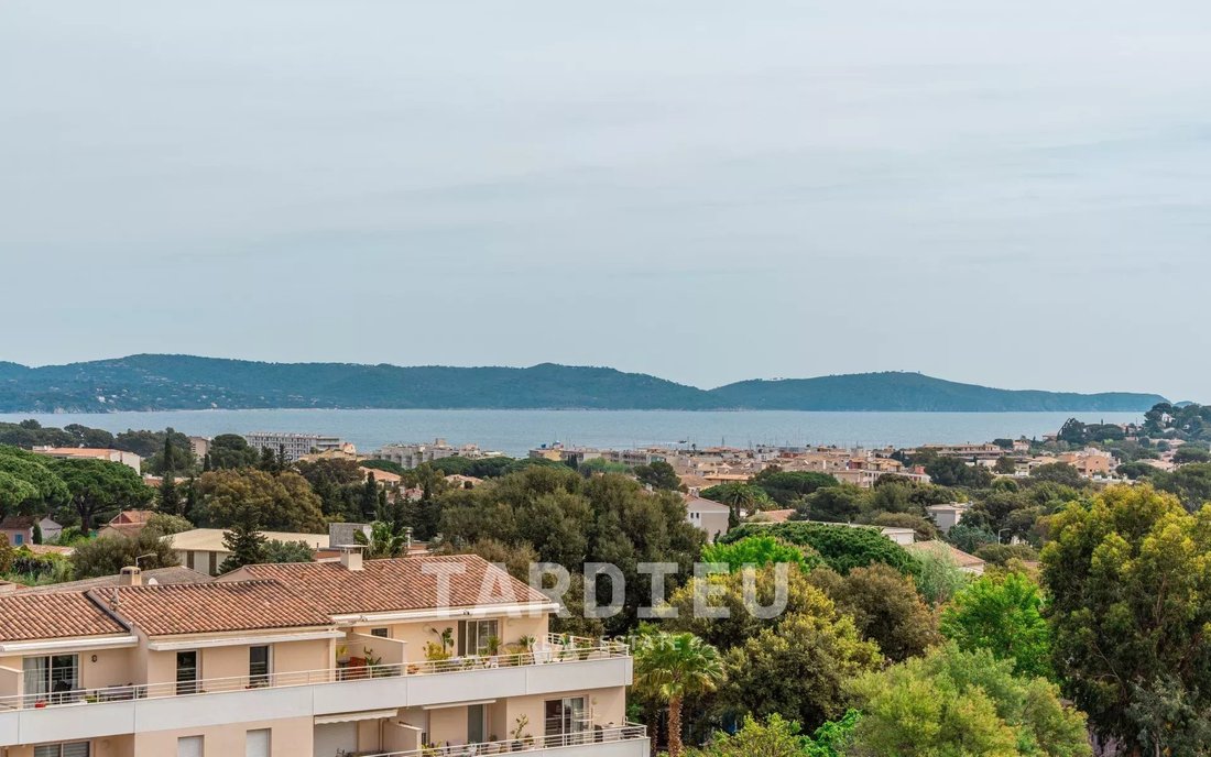 Apartment in Sud, Cavalaire-sur-Mer, France 2 - 15993632