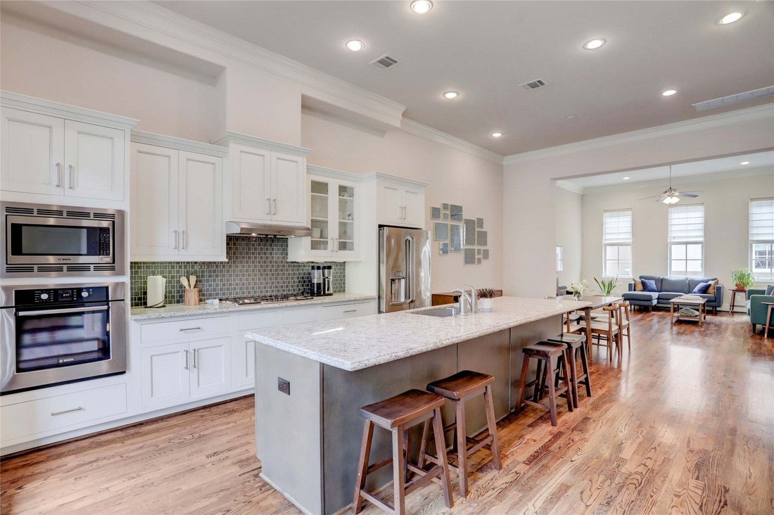 House in Houston, Texas, United States 1 - 17650932