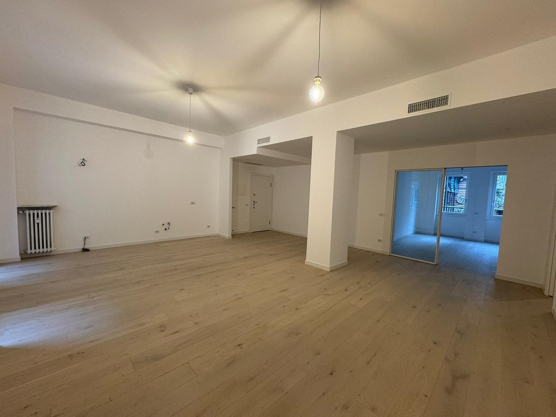 Apartment in Brera, Milan, Italy 5 - 17646256