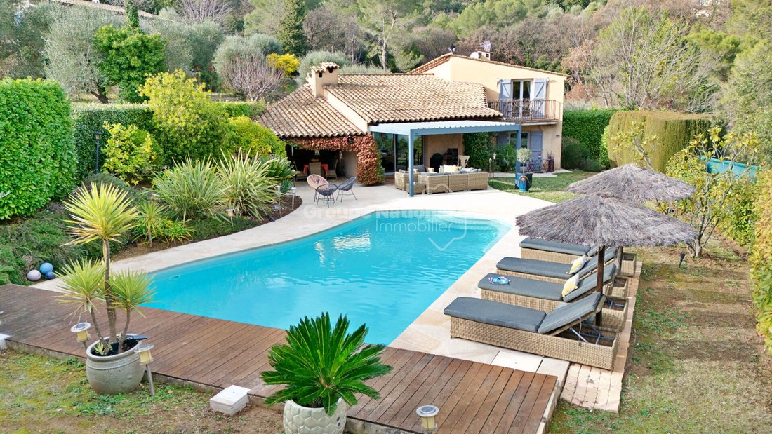 Villa in Le Tignet, Provence-Alpes-Côte d'Azur, France 1 - 17657787