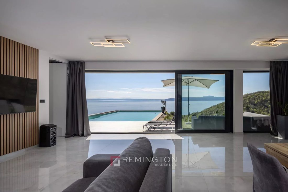 Villa in Grad Opatija, Primorje-Gorski Kotar County, Croatia 3 - 17509761