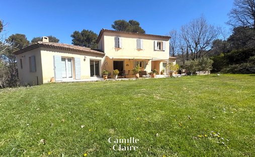 House in Trets, Provence-Alpes-Côte d'Azur, France 1