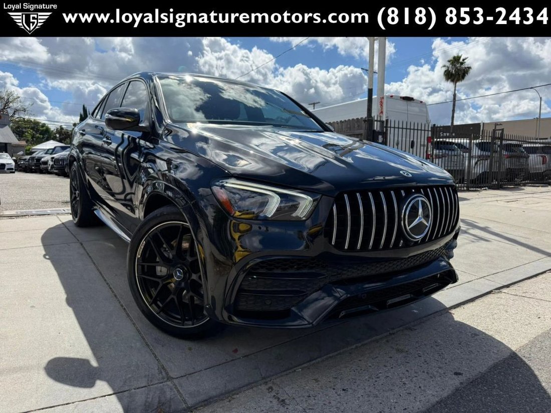 Suv in Van Nuys, CA, United States 1 - 17659430