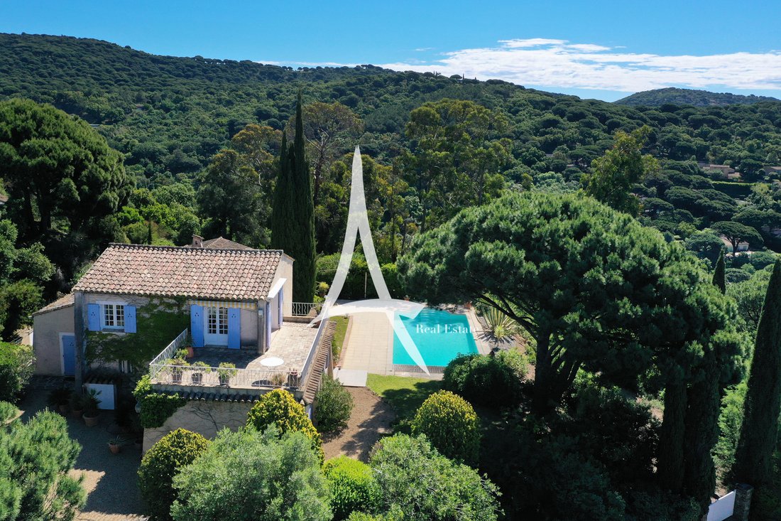 Villa in La Croix-Valmer, Provence-Alpes-Côte d'Azur, France 4 - 14674879