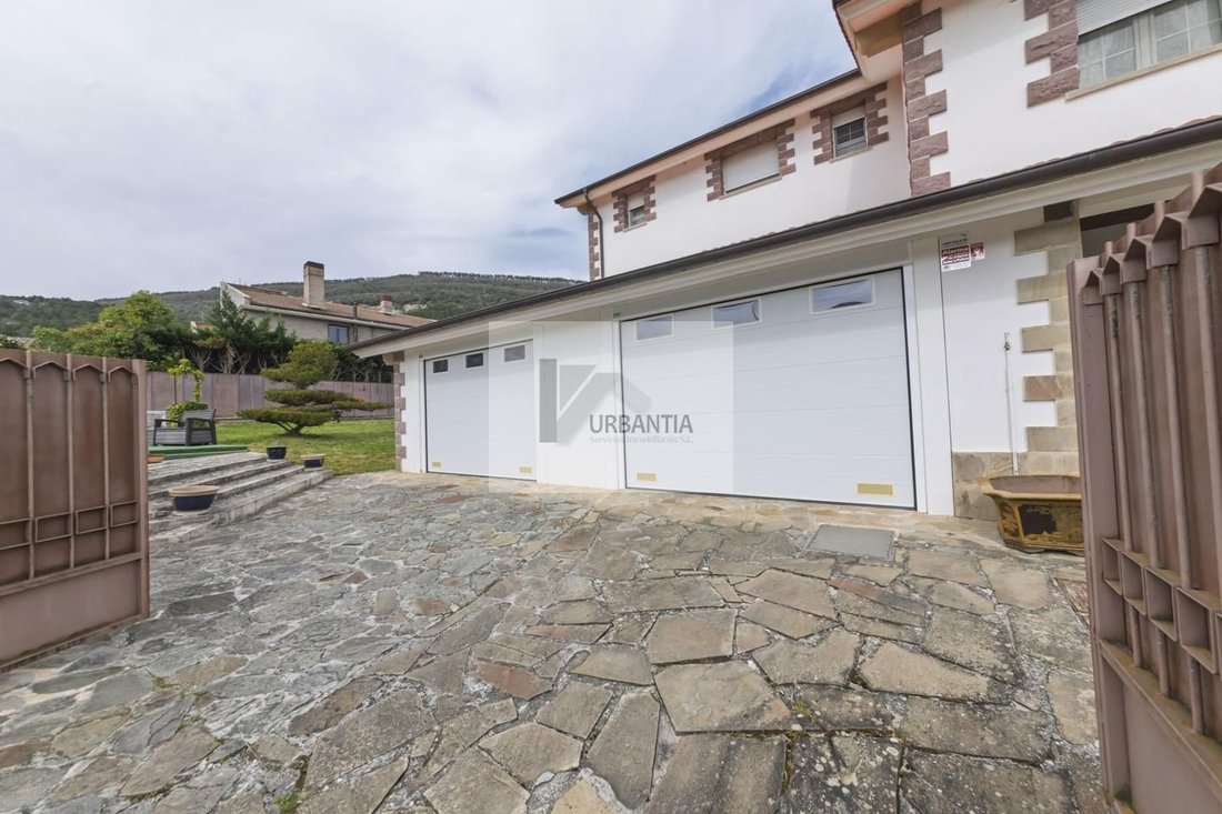 Villa in Berrioplano / Berriobeiti, Navarre, Spain 3 - 17648287