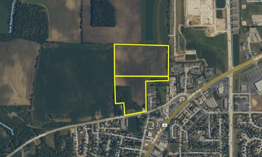 Farm Ranch in Sycamore, Illinois, United States 3 - 17651051