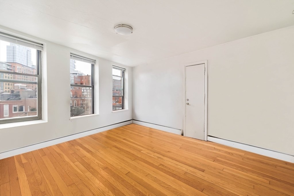 House in Boston, Massachusetts, United States 4 - 17646630