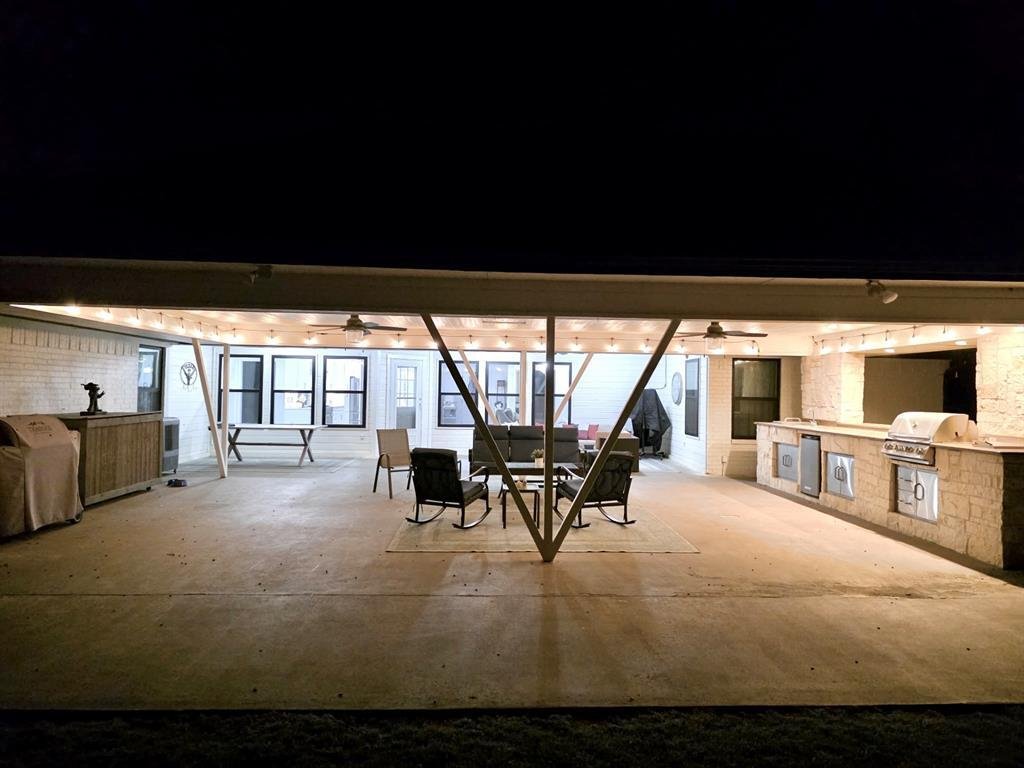 House in Cross Roads, Texas, United States 1 - 16516004