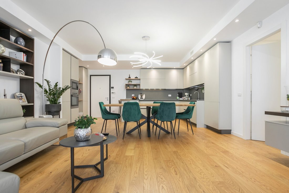 Apartment in Giovanni XXIII-Stazione, Bergamo, Italy 2 - 17650445