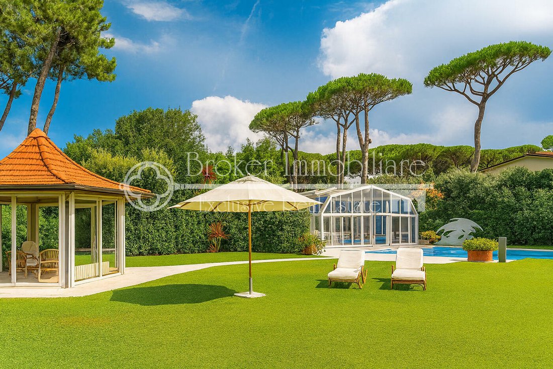 Villa in Center, Forte dei Marmi, Tuscany 5 - 16807145