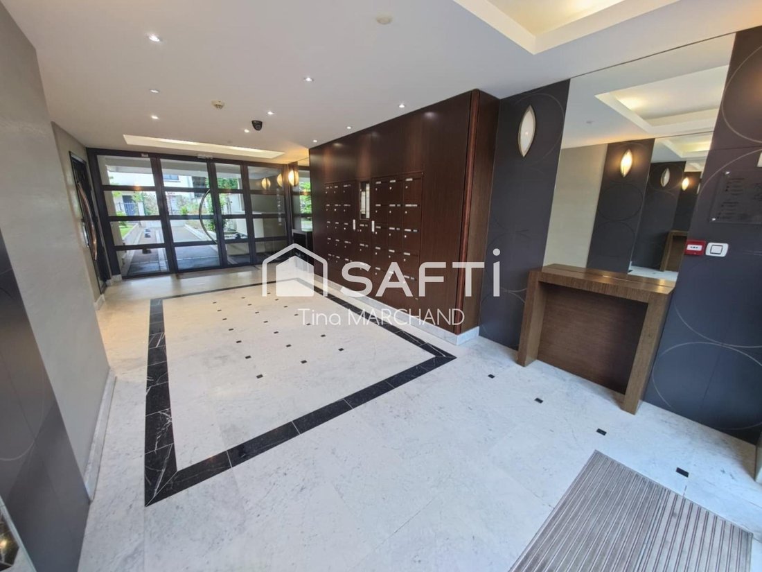 Apartment in Napoleon, Maisons-Laffitte, France 3 - 17654989