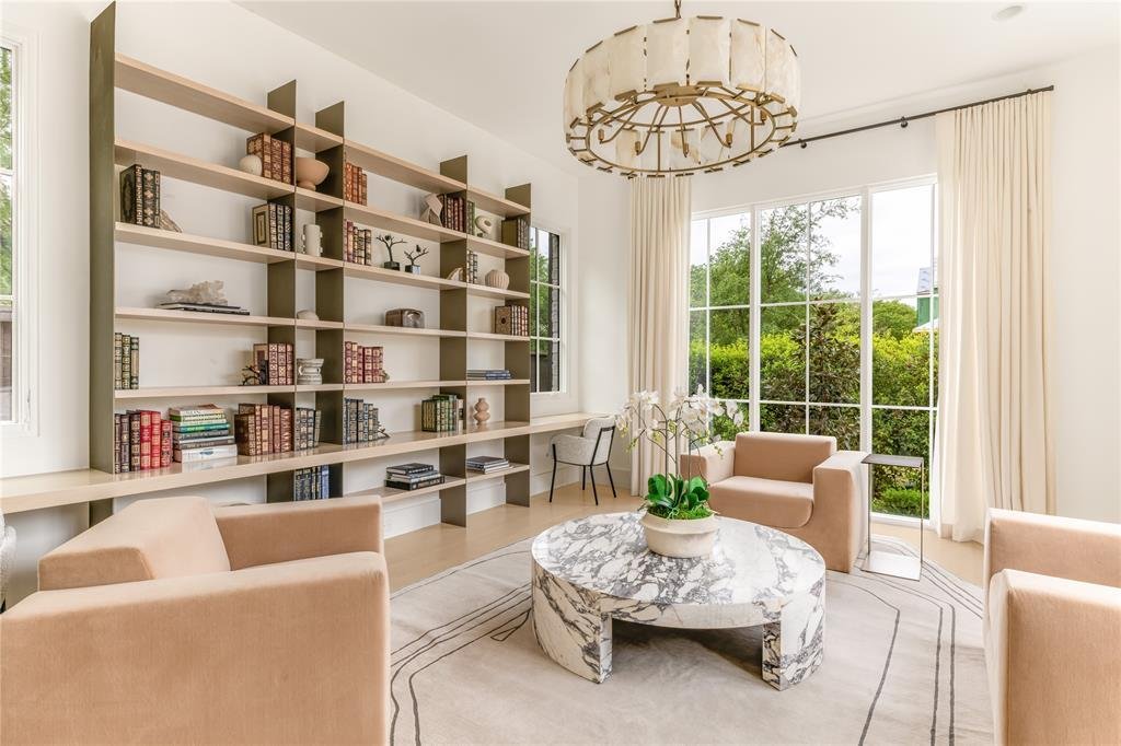 House in Dallas, Texas, United States 3 - 17645709