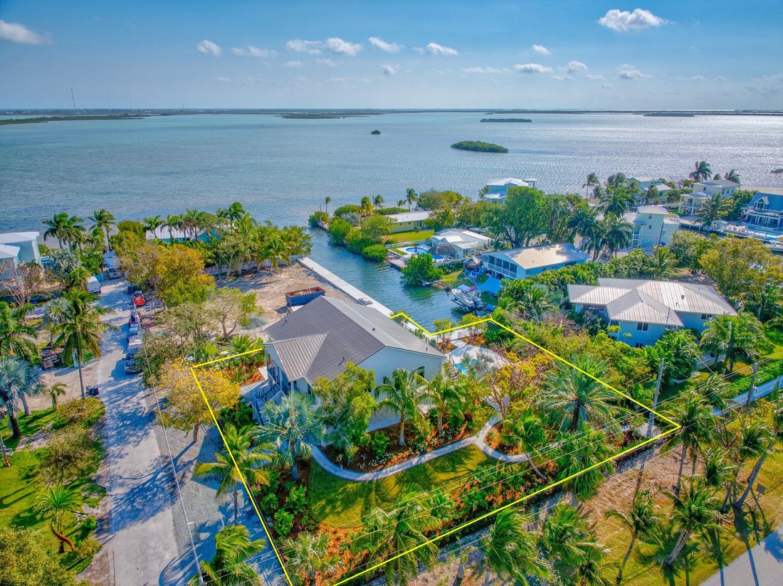 House in Upper Sugarloaf Key, Florida, United States 1 - 17645073