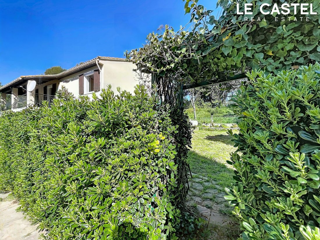 Villa in La Ciotat, Provence-Alpes-Côte d'Azur, France 2 - 17651449