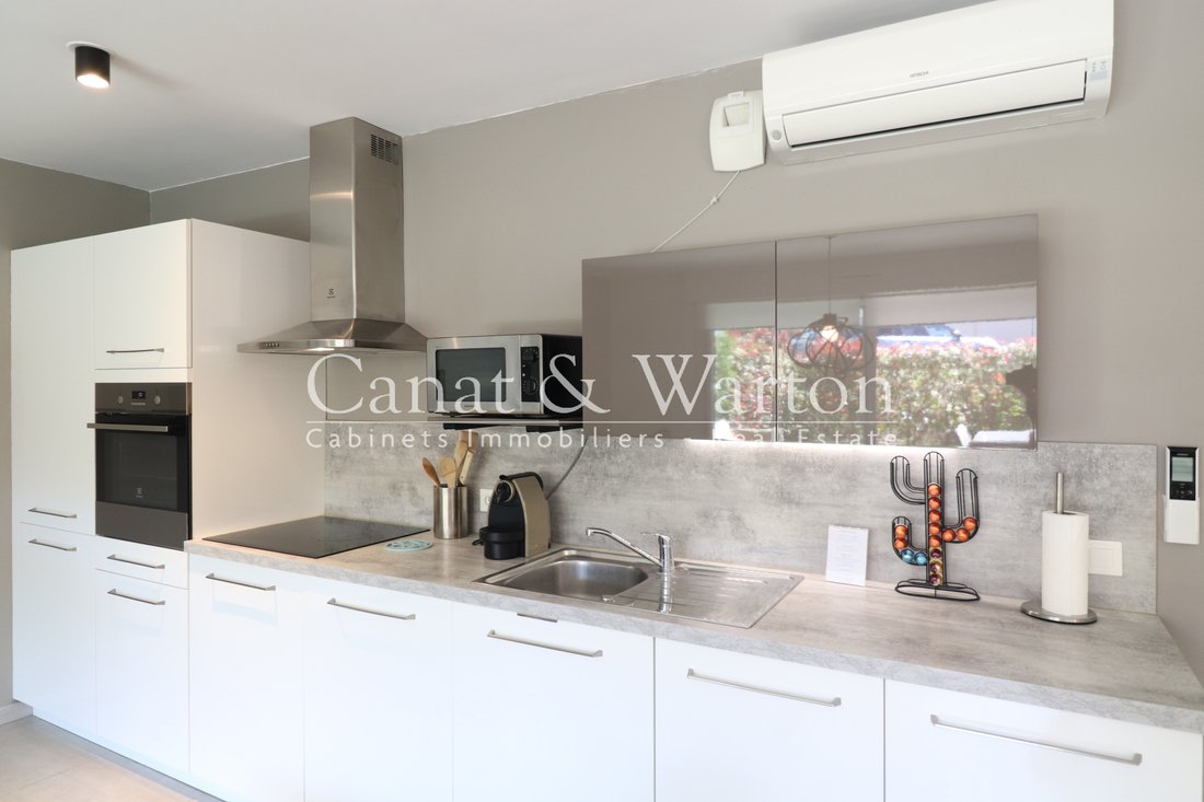 Apartment in Sud, Cavalaire-sur-Mer, France 3 - 17649414