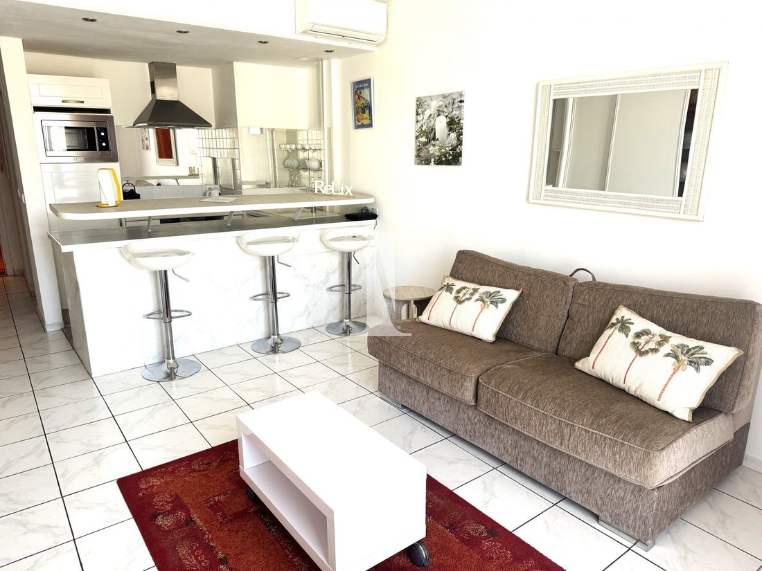 Appartement à Cannes, Provence-Alpes-Côte d'Azur, France 3 - 17651380