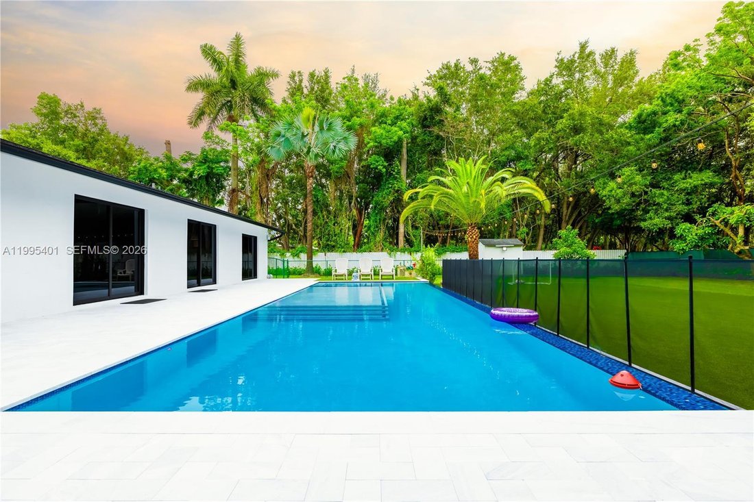 House in Miami, Florida, United States 3 - 17645163