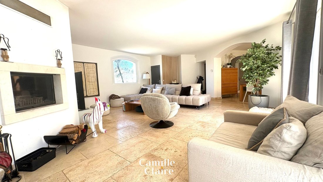 House in Trets, Provence-Alpes-Côte d'Azur, France 4 - 17652425