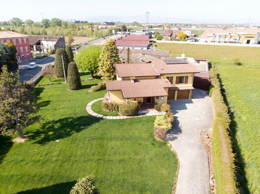 Villa a Calvisano, Lombardia, Italia 3 - 15478945