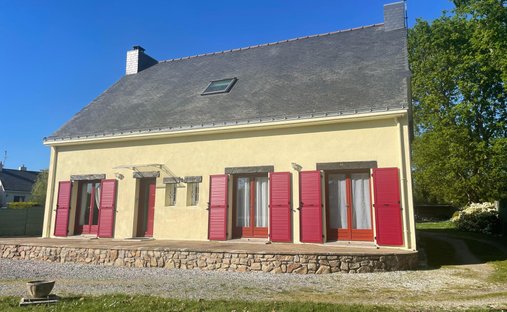 House in Saint-André-des-Eaux, Pays de la Loire, France 1