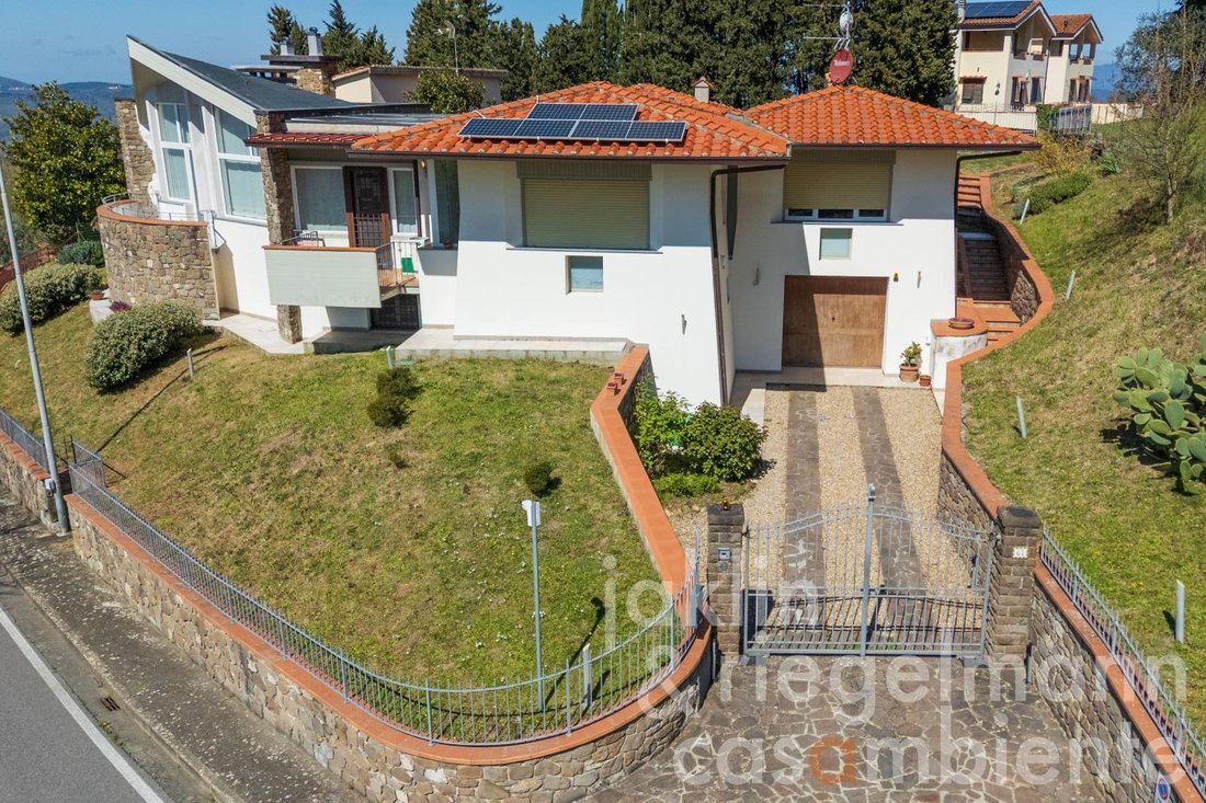 Estate in Borgo a Cascia, Reggello, Tuscany 2 - 17645964