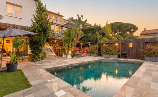 Villa in Broussailles, Cannes, France 1