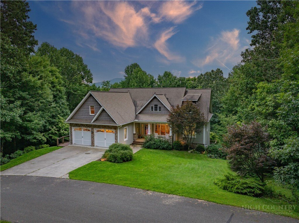 House in West Jefferson, North Carolina, United States 1 - 17647748