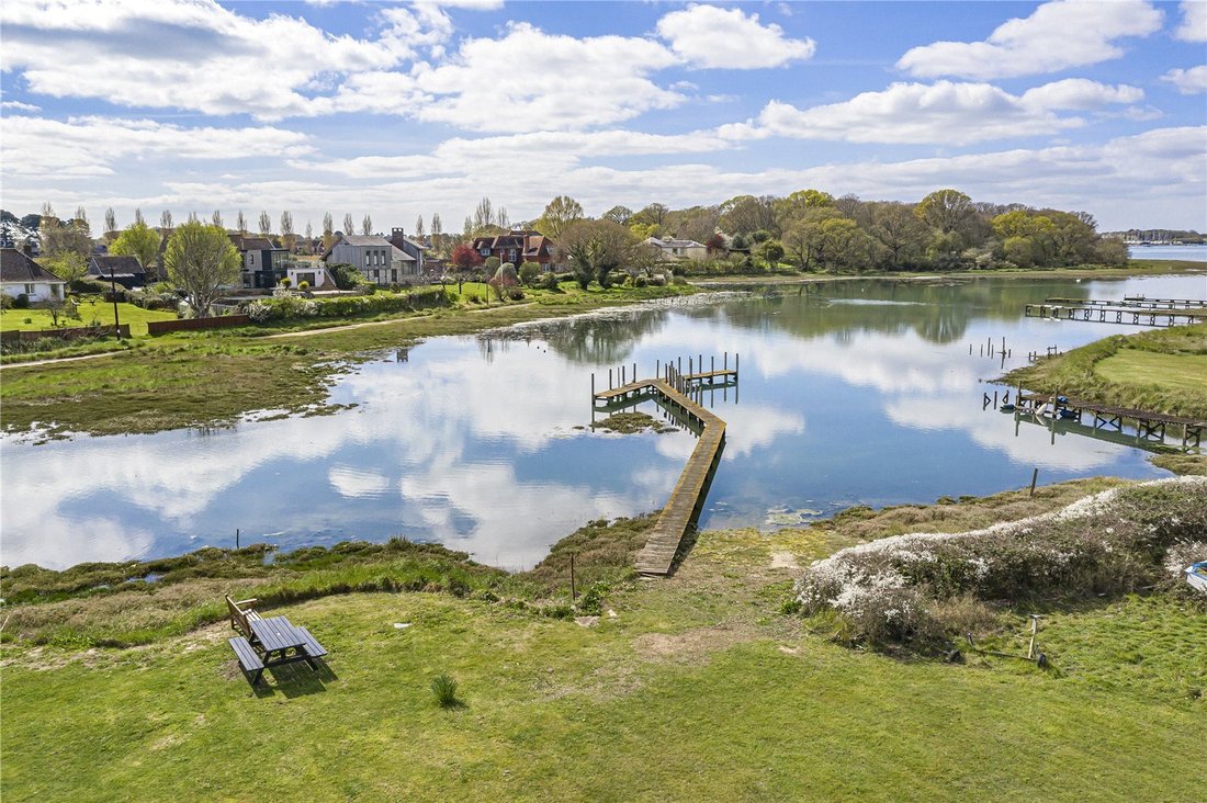 House in Bosham Hoe, Bosham, England 4 - 17652191