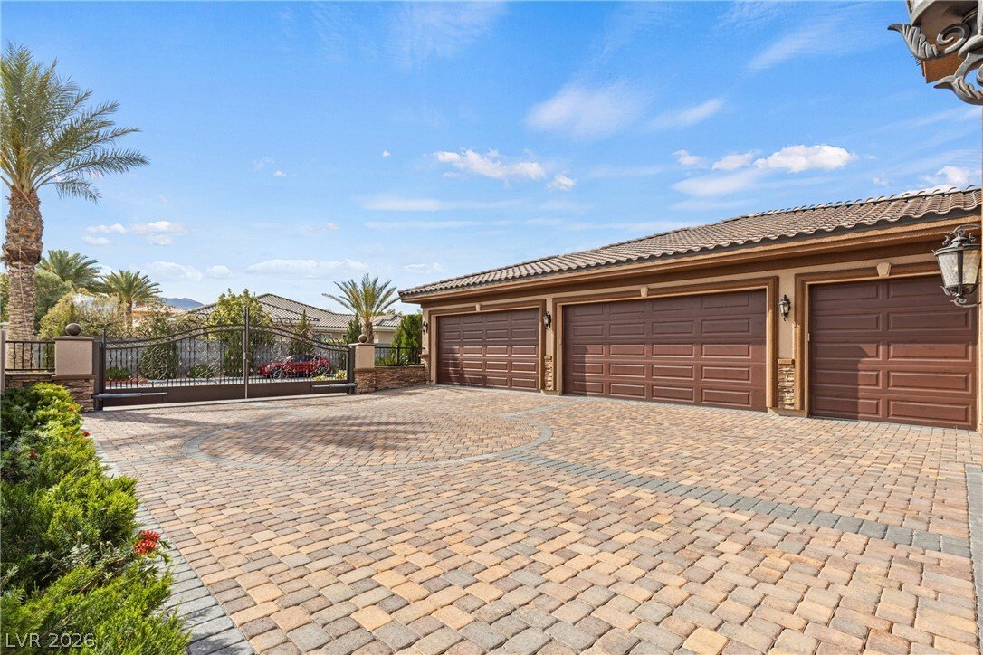 House in Las Vegas, Nevada, United States 5 - 17647935