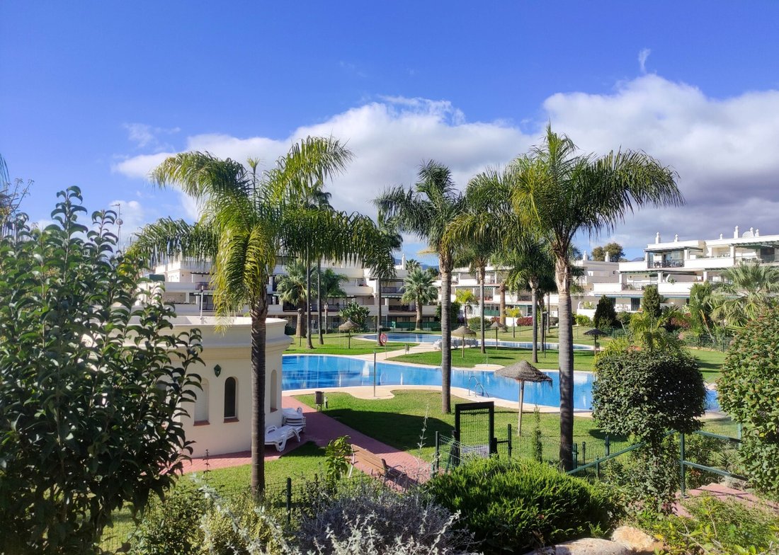 Penthouse in Nueva Andalucia, Marbella, Spain 2 - 17645948