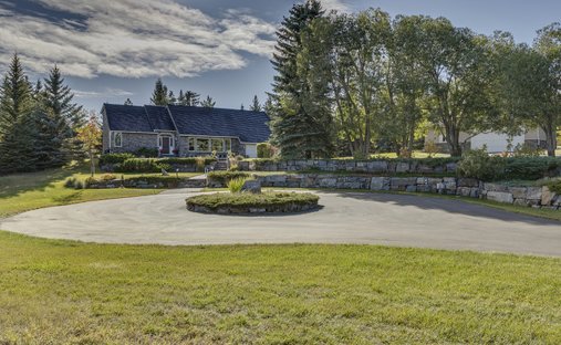 House in Foothills No. 31, Alberta, Canada 1