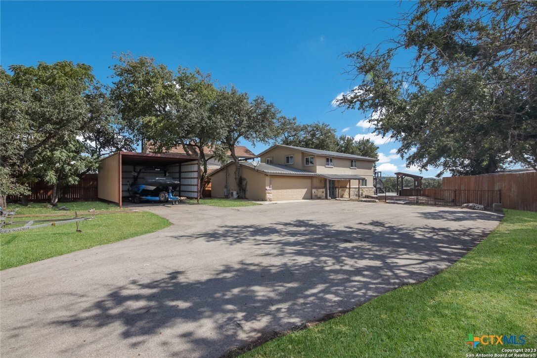 House in Canyon Lake, Texas, United States 2 - 17645539