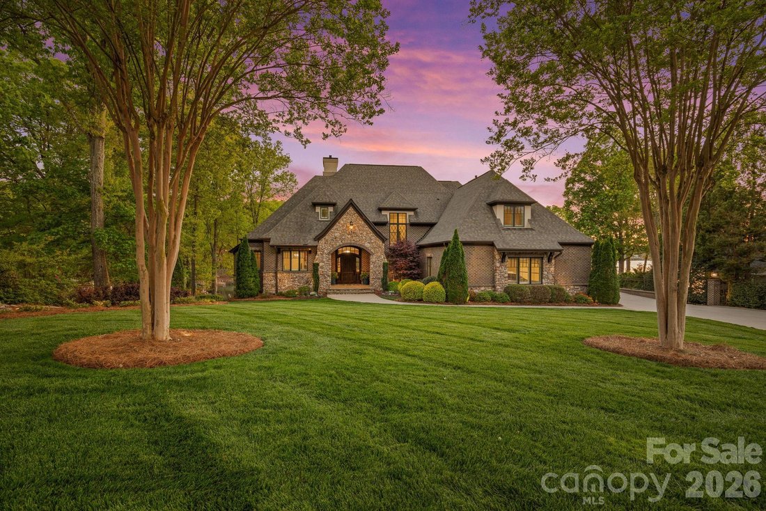 House in Mooresville, North Carolina, United States 5 - 17658045