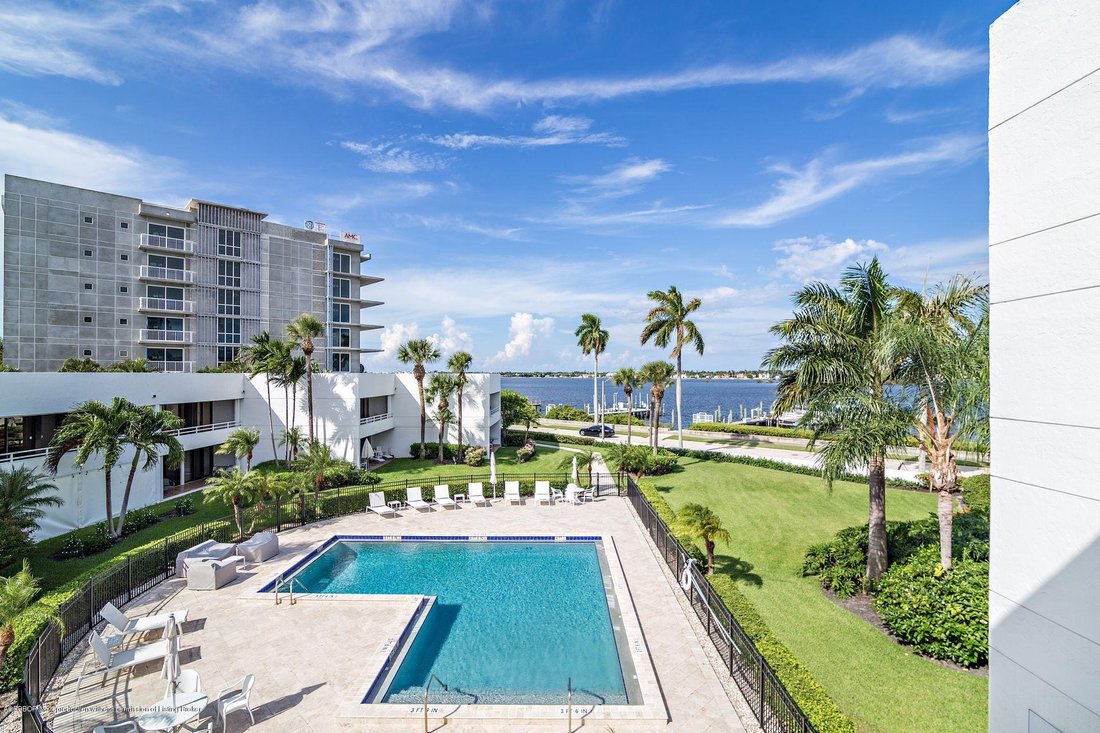 Condo in West Palm Beach, Florida, United States 1 - 17646685