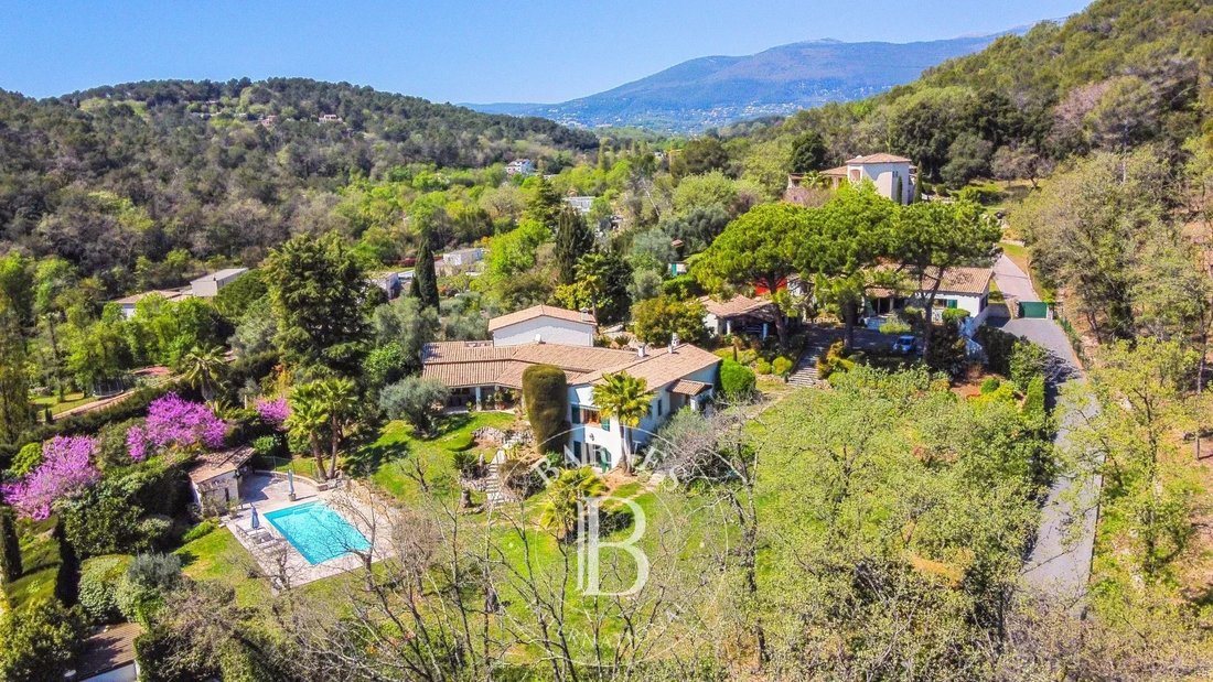 Villa in Opio, Provence-Alpes-Côte d'Azur, France 4 - 17650364