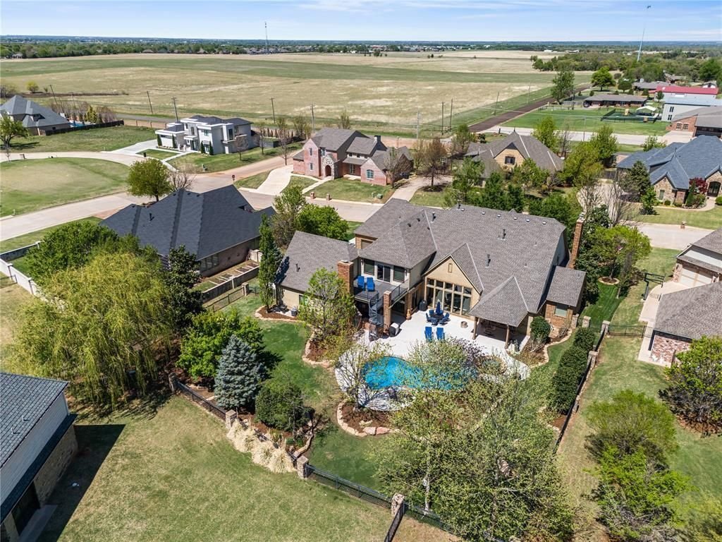 House in Edmond, Oklahoma, United States 3 - 17651069