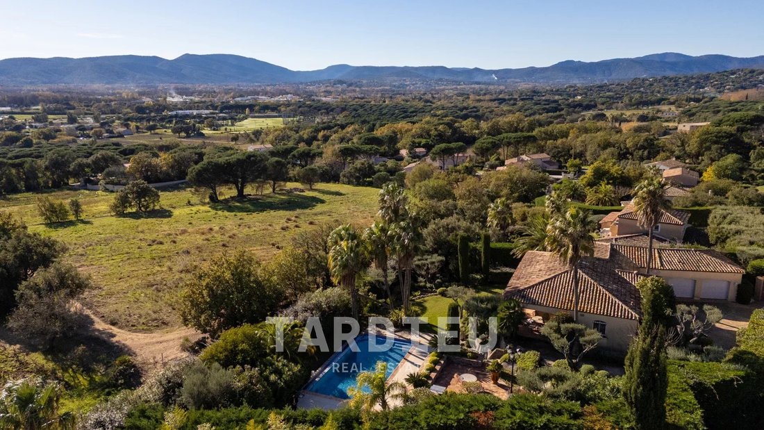 House in Grimaud, Provence-Alpes-Côte d'Azur, France 3 - 16745839