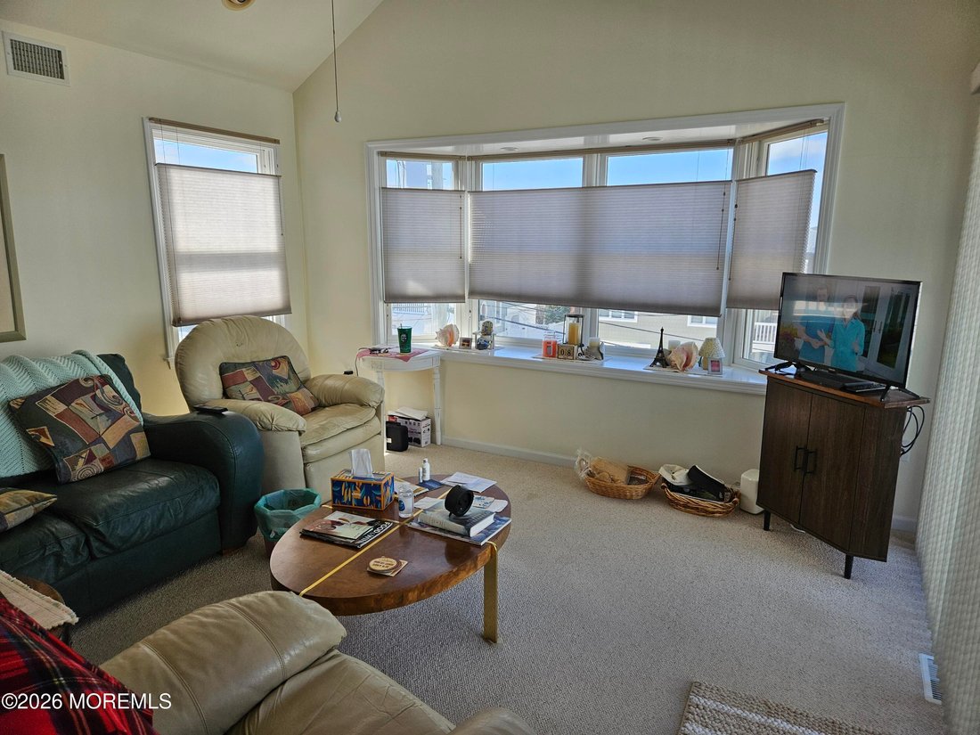 House in Ship Bottom, New Jersey, United States 5 - 17647783