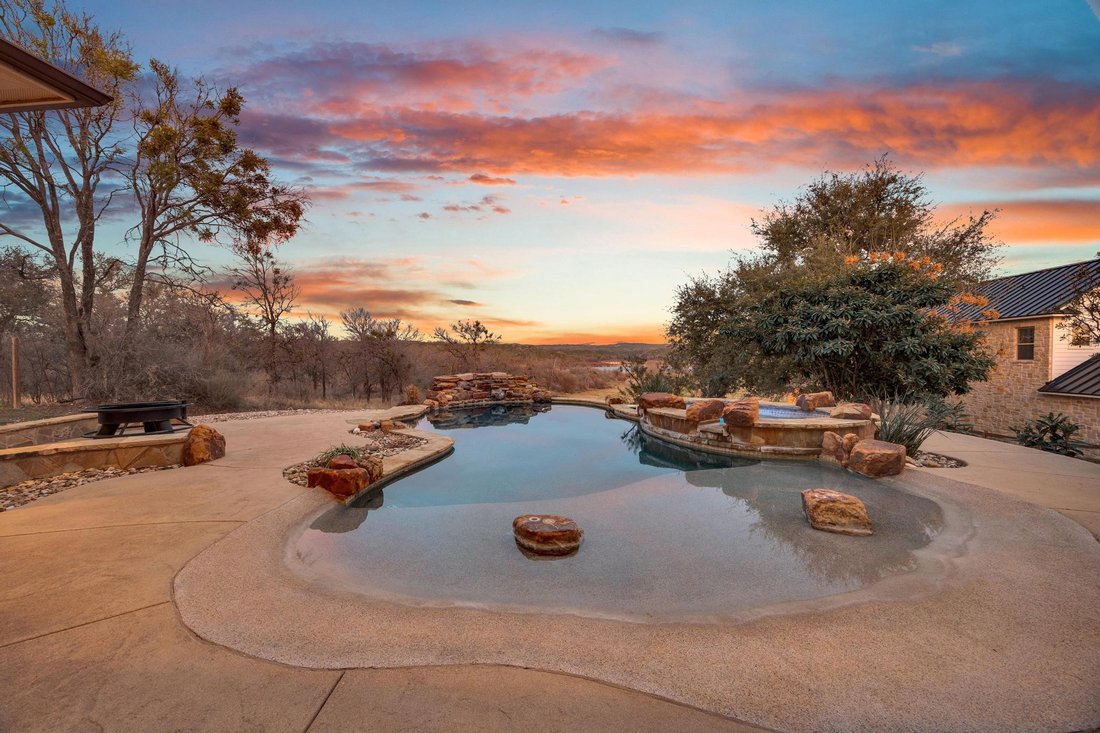 House in Spicewood, Texas, United States 5 - 17649387