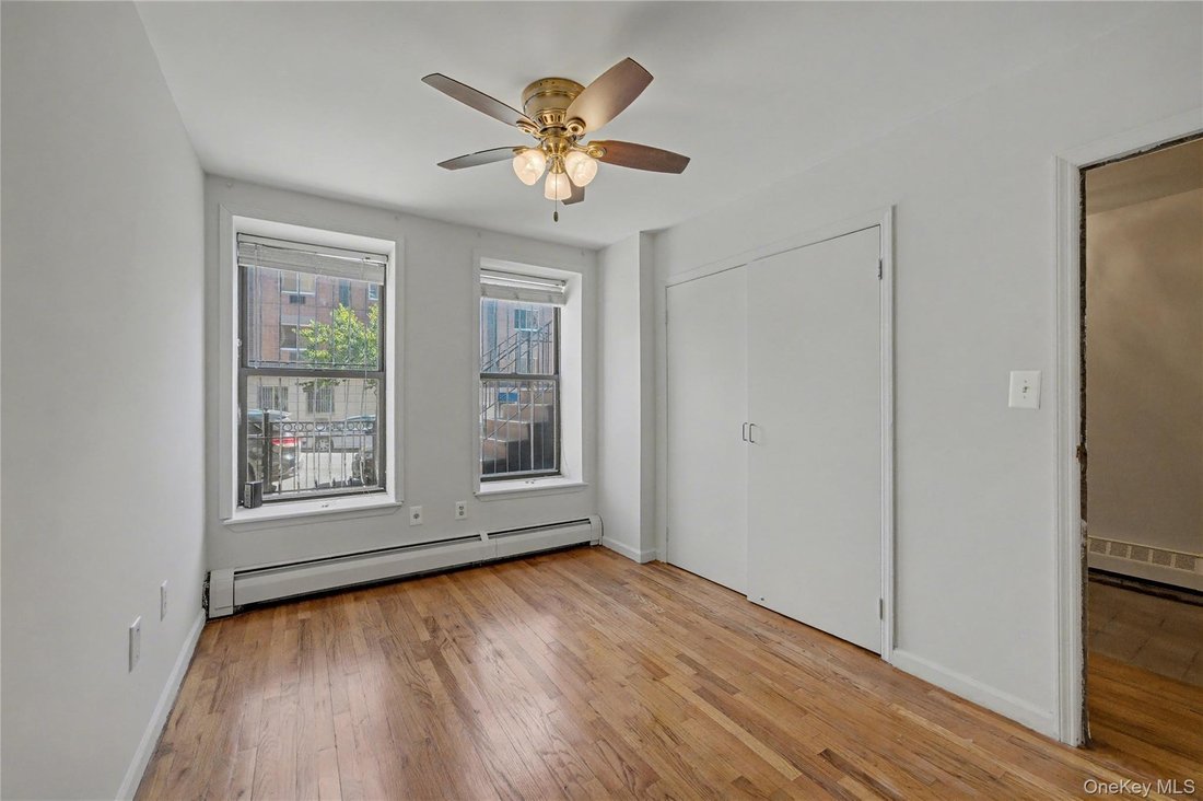House in New York, New York, United States 4 - 17648530