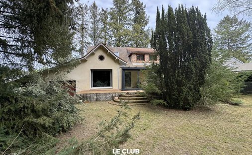 House in Saint-Cyr-en-Val, Centre-Val de Loire, France 1