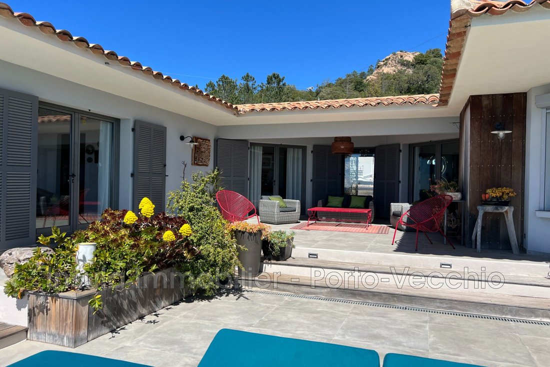 Villa in Porto-Vecchio, Corsica, France 2 - 17329502