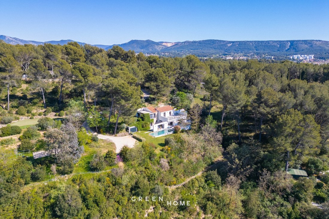 House in Ganteaume, Aubagne, France 1 - 17649863