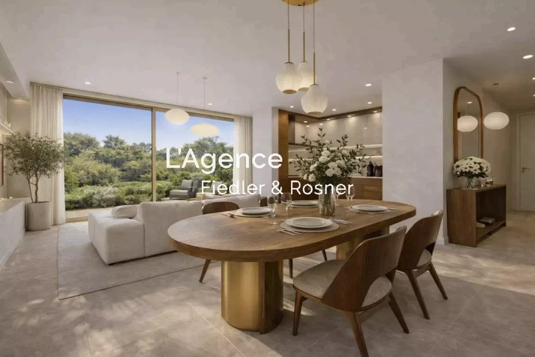Apartment in Zone Ouest Urbaine, Saint-Tropez, France 1 - 17645262