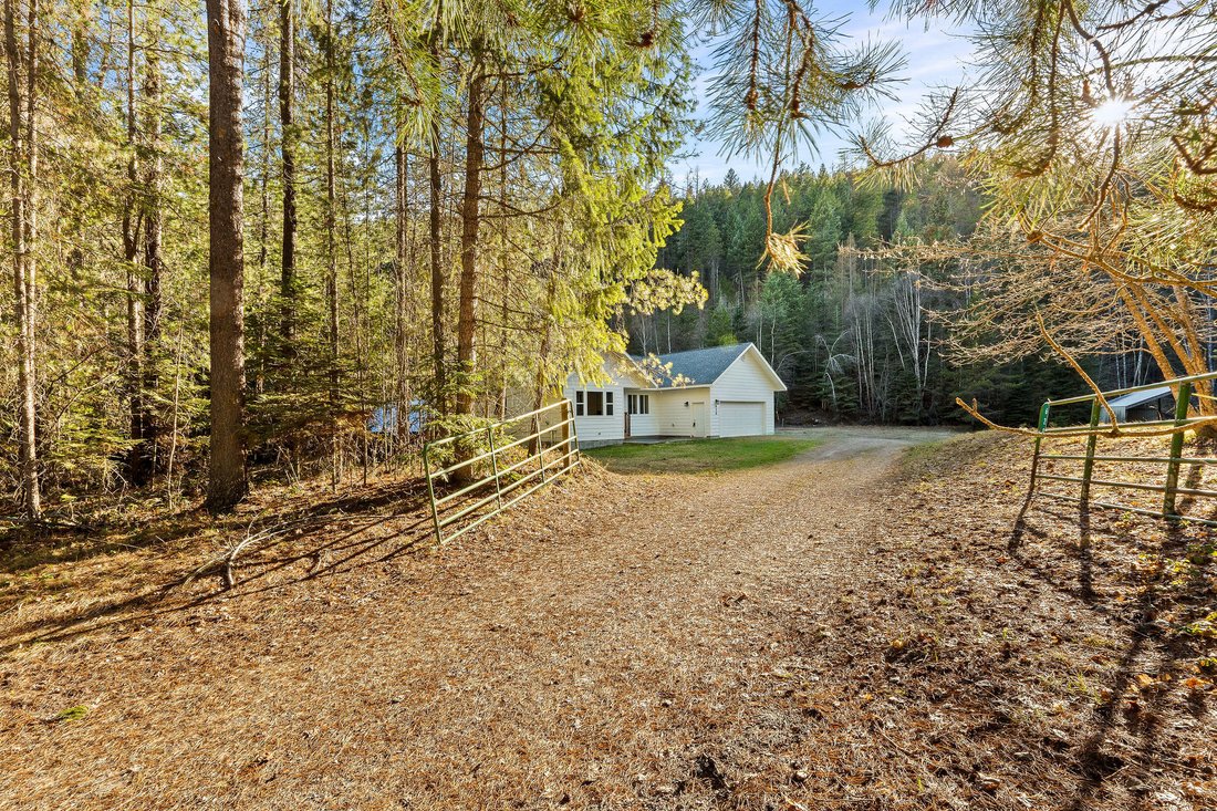 House in Bigfork, Montana, United States 2 - 17650472