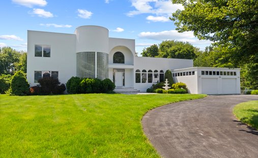 Groton, Connecticut, United States 1